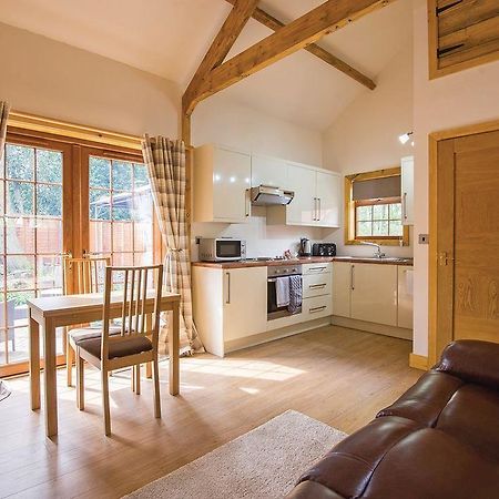 Redbrick Lodges Clipstone 외부 사진